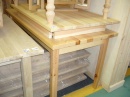 stoly z  masivu z borovice od výrobce